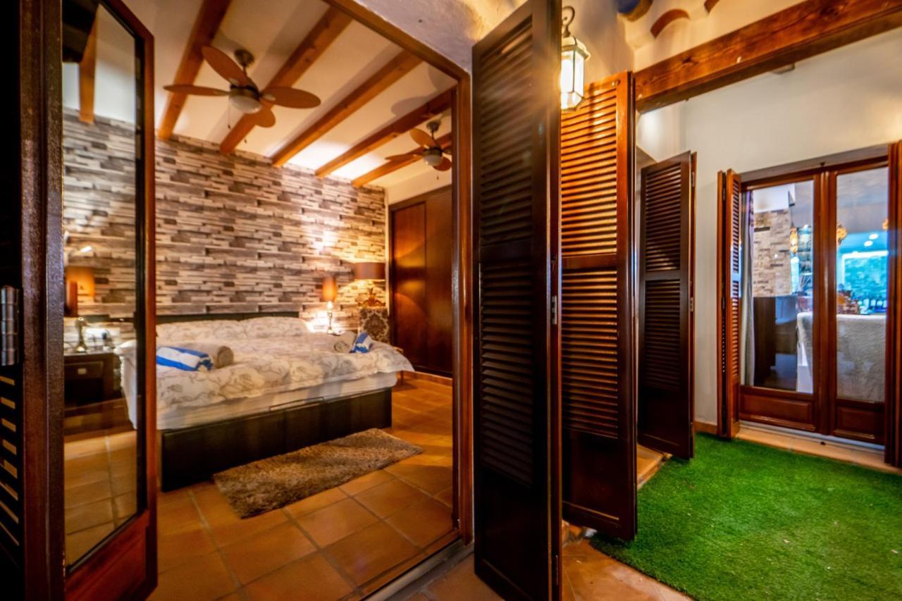 Luxury Villa On El Valle Golf Resort, Sauna, Hot Tub, Heated Pool. Banos y Mendigo Buitenkant foto